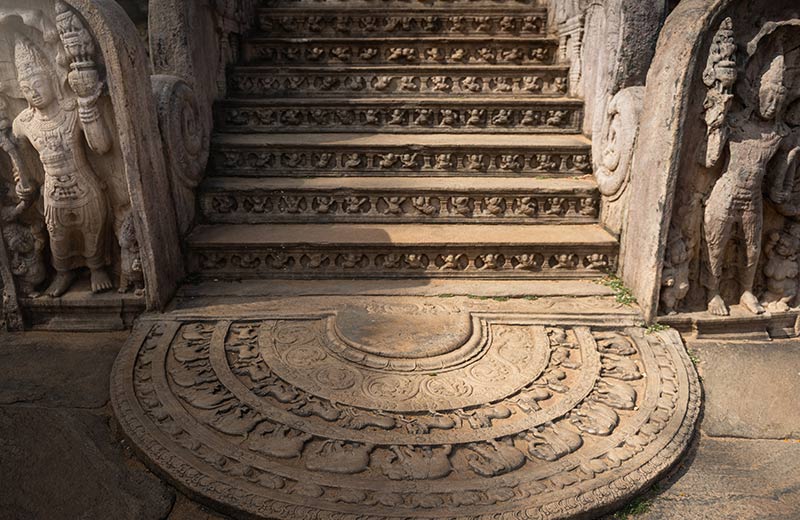 Archaeological excursions in Polonnaruwa
