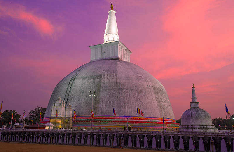 7 Breath-taking Temples in Sri Lanka to Visit