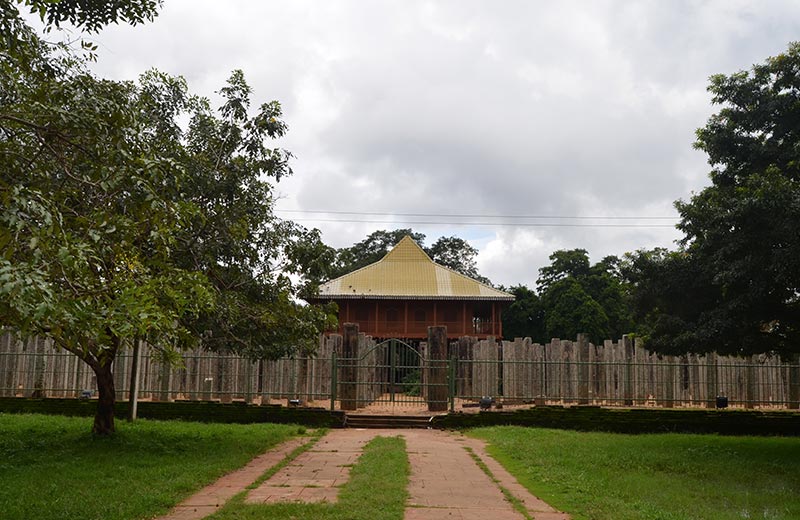 Lovamahapaya