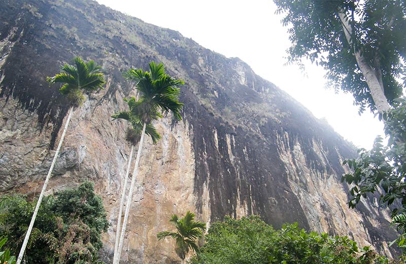 Fa Hien Caves
