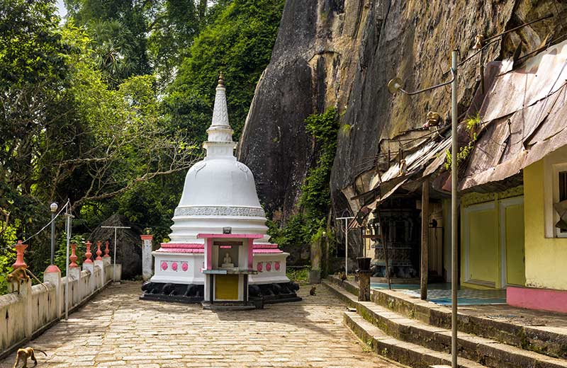 Mulkirigala Rock Temple