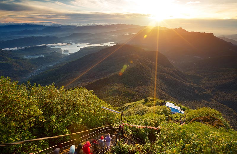 ROMANTIC PLACES TO WATCH THE SUNRISE IN Sri Lanka’s HILL COUNTRY