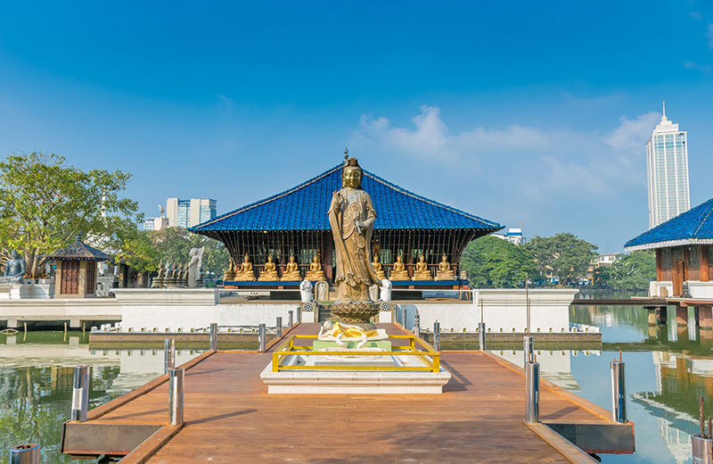 Four Religions & Four Places of Worship: A Day Tour of Colombo